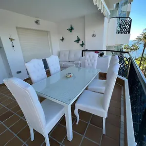 https://mi-capricho-p-5-apartment-with-sea-and-pool-views.1costadelsol.com