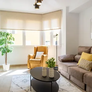 https://modern-apartment-malaga-center.hotelsinnerja.org