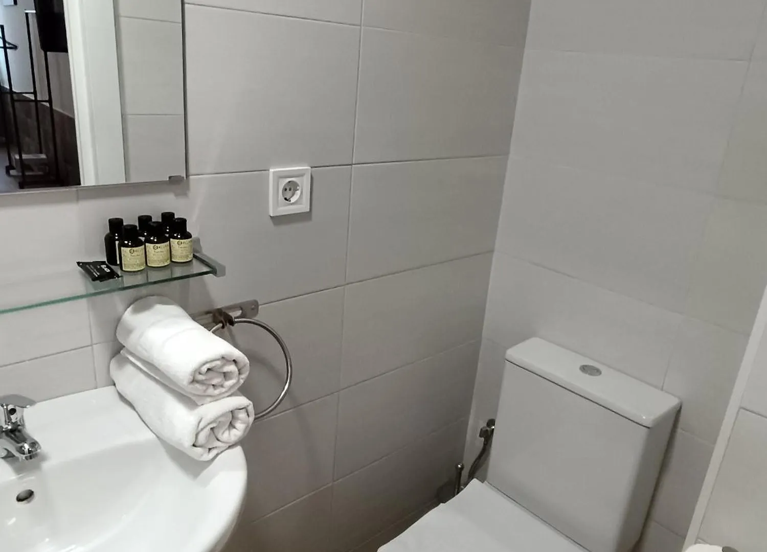 Apartamento Almona Puente De Barcas - Kainga Homes Sevilla